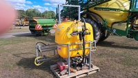 Tadlen 400ltr sprayer 8m booms