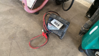 Battery charger, gwo