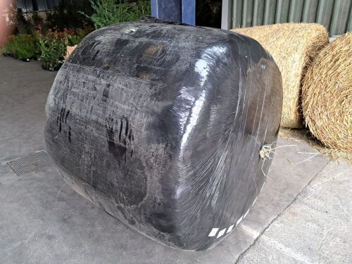 40 x round bales of haylage, collect from YO7 3RH
