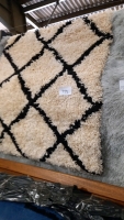 Large grey lounge rug, black and cream runner, as new