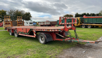 Low loader trailer