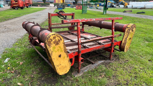 Rekord round bale unroller