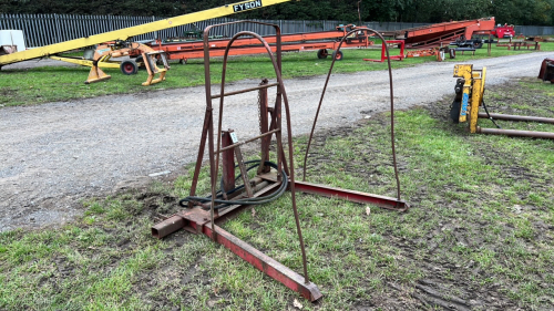 Perry bale clamp for loader