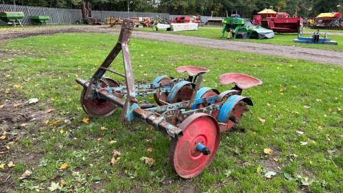Tractor mounted cabbage planter