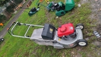 Honda HR2160 roller drive mower