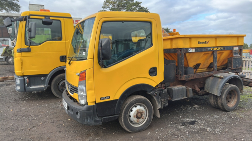 2010 3.5T Nissan Cabstar gritter van, working order but needs work. Specialist tax and red diesel, YP60WJJ - 1 former keeper - HPi Clear