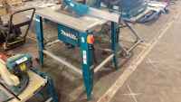 Makita 2712 table saw bench
