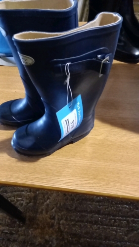 Size 10 childs navy Lowther wellies
