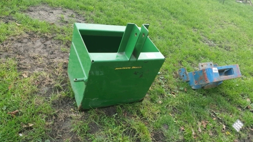 Rear weight box for compact tractor
