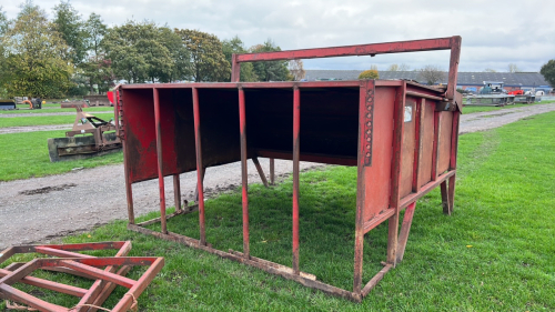 Portequip calf creep feeder