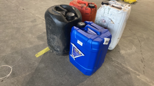 2 x 25ltr drums red diesel