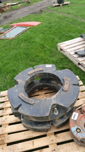 Pair of New Holland 250kg rear wheel weights