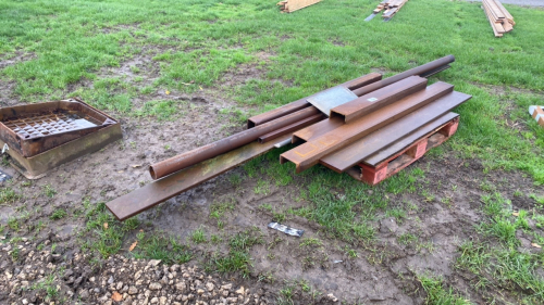 Quantity of steel off cuts
