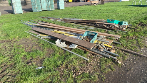 Mixed selection of scaffolding poles, with mixed scaffolding clips and quantity of boards