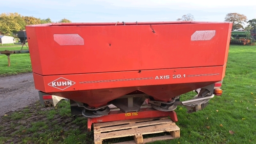 Kuhn Axis spreader