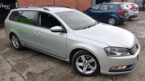 2014 VW Passat 1.6S Bluemotion 5-door estate, MOT 25/7/23, 107119 miles, HPi clear, one former keeper, FM14JXV - FSH TO 95K in Oct 21 - 6 stamps