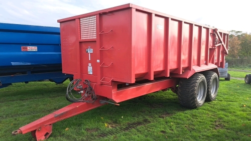 Triffitt 12T+ grain trailer, only used for grain, hydraulic door, chute, spare drawbar, 560 tyres, vgc, 2009