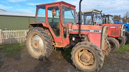 Massey Ferguson 265 4wd tractor, B492 SHG