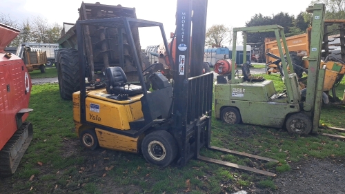 Jungheinrich modle - GLP 16AF gas yard forklift with side shift