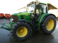 John Deere 6430 4wd tractor c/w front linkage, 40k, TLS, air seat, air con, 540/65/24 & 400/65/38, 2700 hours, YJ11 FMV