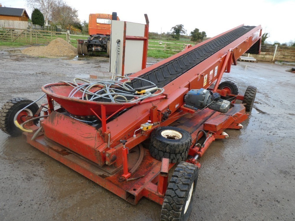 Swiftlift Extendo Contain-a-Vator SL-EX150R telescopic elevator c/w ...