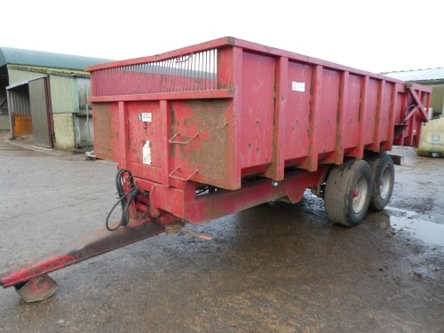 Triffitt 12T tandem axle grain trailer c/w hydraulic end door and corn chute, sprung drawbar, super singles