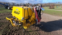 2017 Chafer front mounted liquid fertiliser tank, immaculately maintained, pump new 2021, rate governor and pipework to planter. Wired for auto on/off with planter