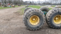 Complete twin axle with springs