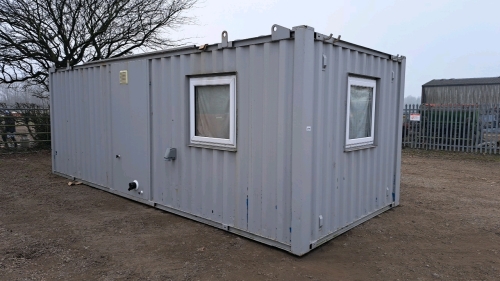 Container/Portacabin/living accommodation