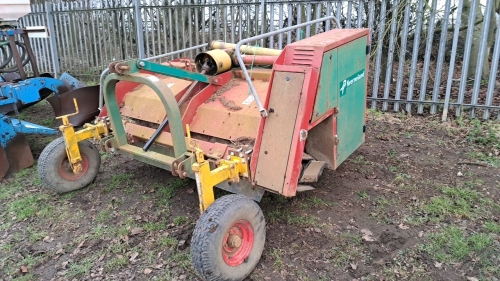 Kverneland front mounted potato topper