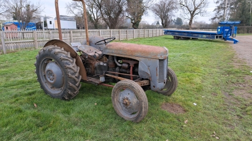 Grey Ferguson diesel tractor, new exhaust/tow bar (drawbar), runs and drives