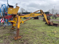Foster D2P tractor mounted digger with 20" bucket and 5ft ditching bucket
