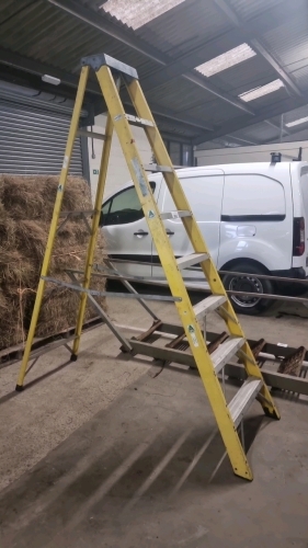 2.4m step ladder