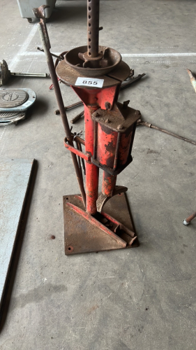 Ace tyre changer Mk11 with air thrust bead breaker