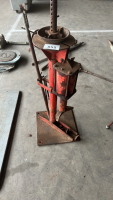 Ace tyre changer Mk11 with air thrust bead breaker