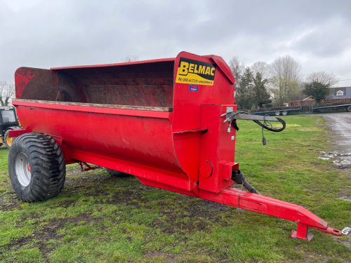 Belmac muck spreader, 2017