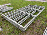 4x cattle hurdles