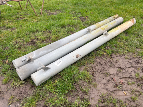 3 x metal gate posts