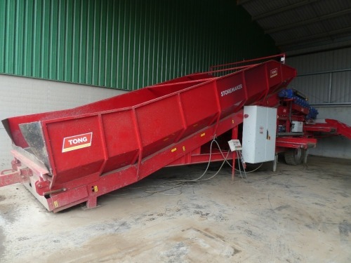 2020 Tong Storemaker mobile hopper cleaner & sizer, c/w 6-row Multisep, 8-row adjustable coil unit, end cross conveyor & Tong 4m conveyor table.