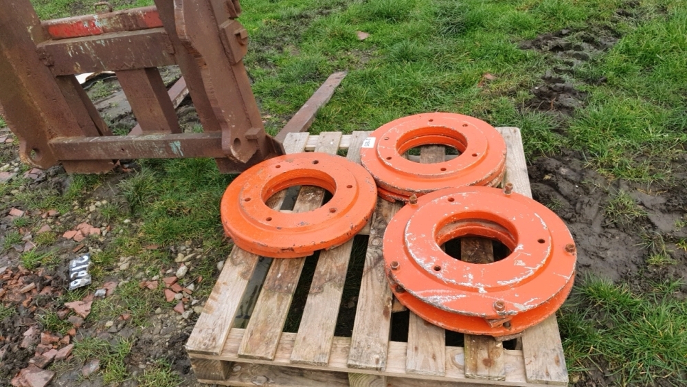 Fordson Major ES7N wheel weights full set x 6 York Machinery Sale