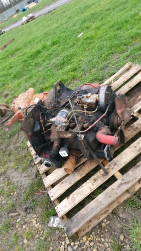 International B414 complete engine
