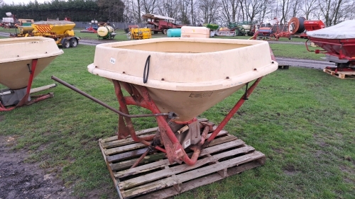 Vicon Greenland spreader