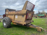Richard Western 8T muck spreader c/w slurry door, 2006