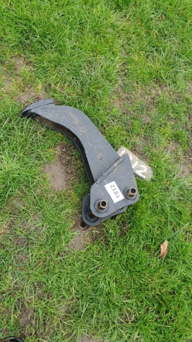 Mini digger ripper attachment