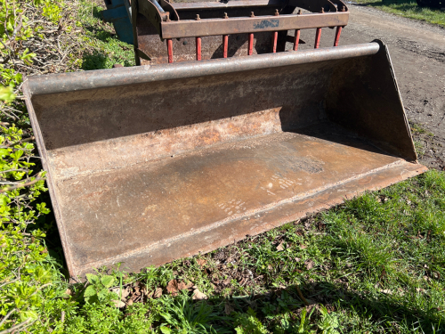 6ft loader bucket, euro 8 brackets