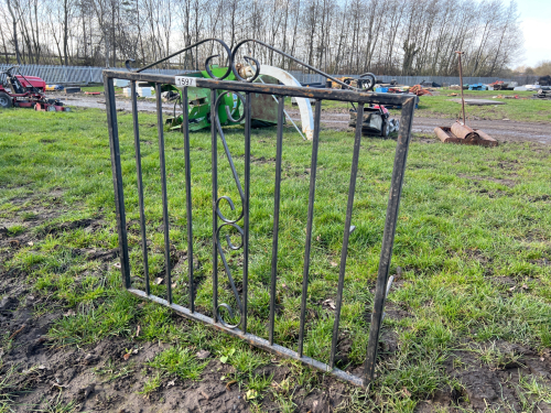 Metal gate 3'6"x2'9"