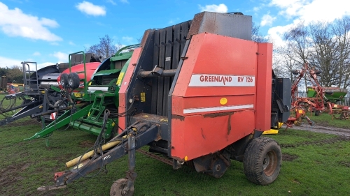 Greenland V126 round belt baler