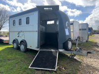 Cheval Liberte Optimax 4-horse trailer currently stalled for 3 horses, full aluminium floor and sides
