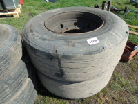 2 385/65-22.5 wheels & tyres