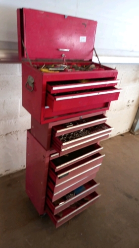 Clarke 7-drawer wheeled tool cabinet with 3-drawer mid section and 3-drawer top box with lift lid. All drawers contain tools